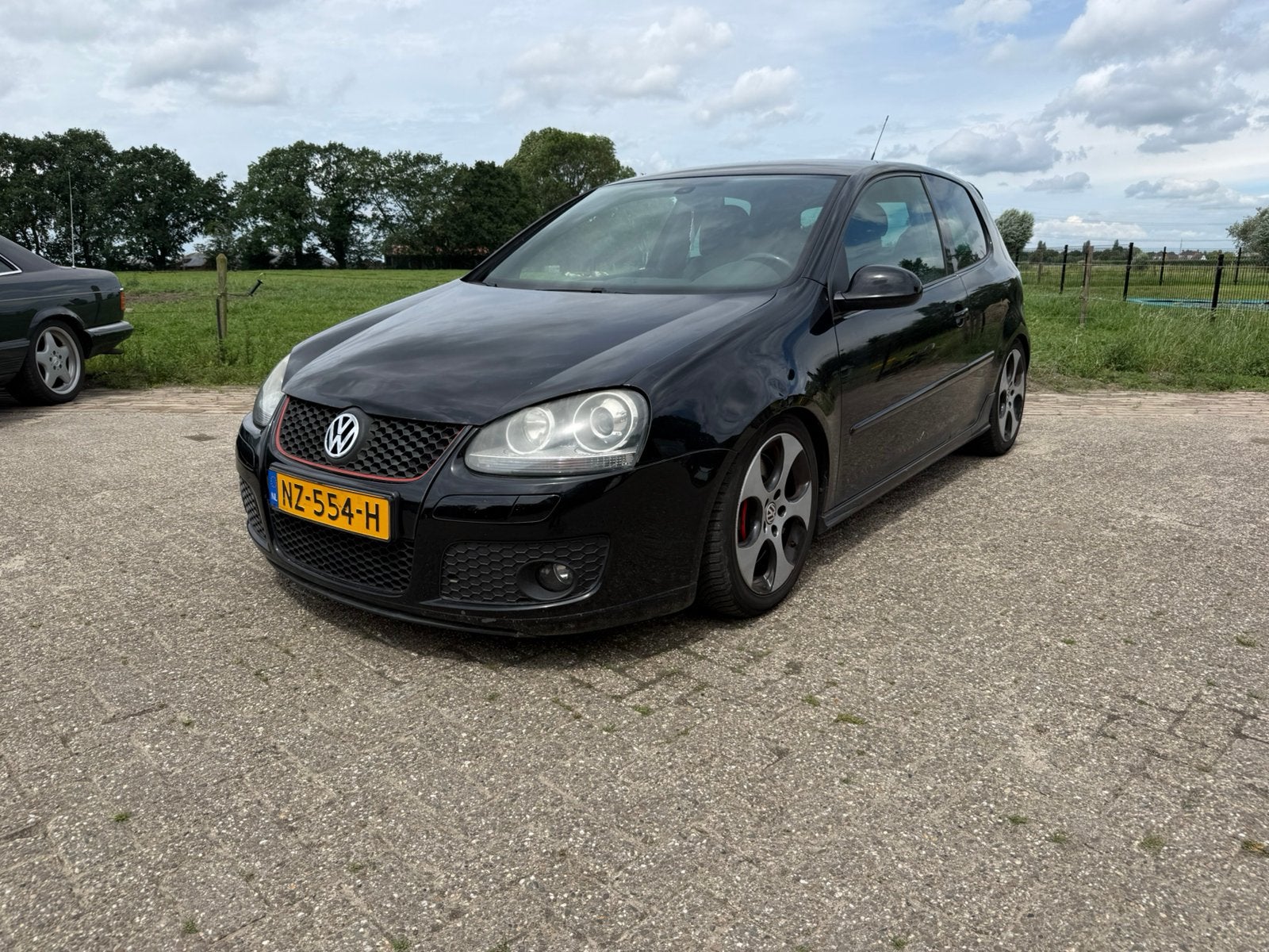 Volkswagen Golf 2.0 GTI DSG 2006 Zwart, 4 cilinders, 1984 cc, Zwart, Bedrijf