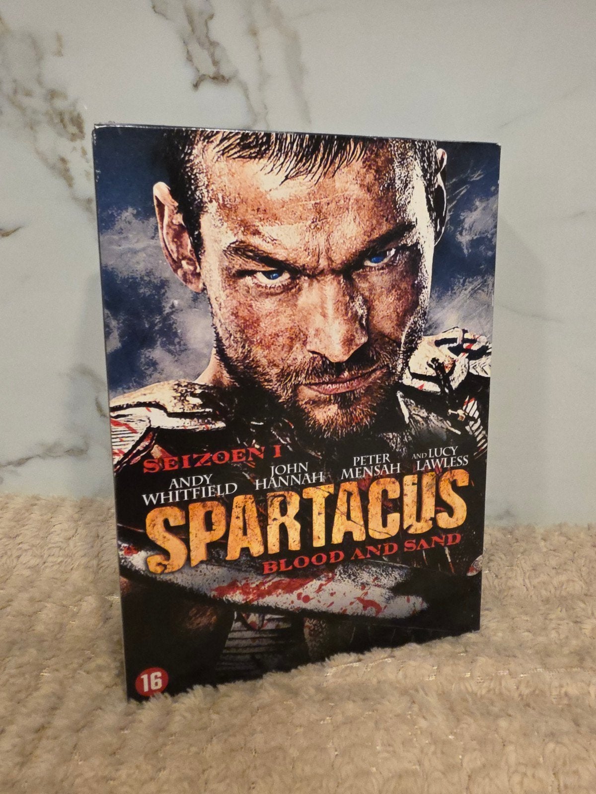 Spartacus Blood and Sand Seizoen 1 DVD Box, Cd's en Dvd's, Dvd's | Tv en Series, Ophalen of Verzenden, Zo goed als nieuw, Actie en Avontuur