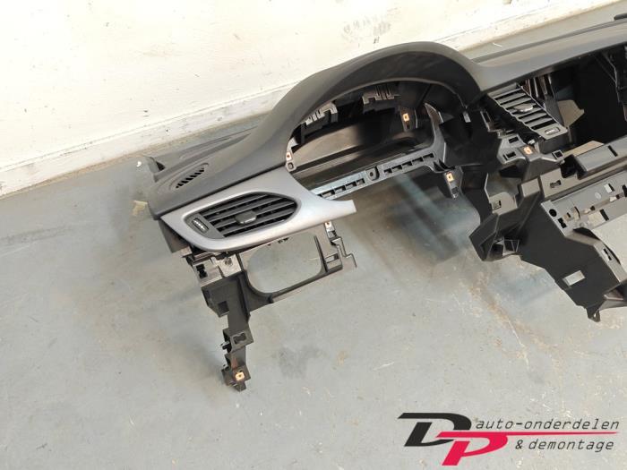 Dashboard van een Opel Astra, Auto-onderdelen, Gebruikt, -, -, Opel