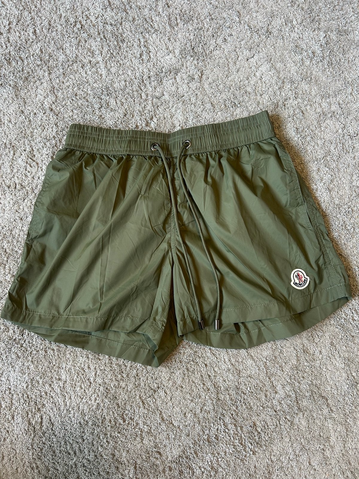 Moncler Zwembroek maat M, Kleding | Heren, Badmode en Zwemkleding, Ophalen of Verzenden, Maat 48/50 (M), Groen, Zwemshort