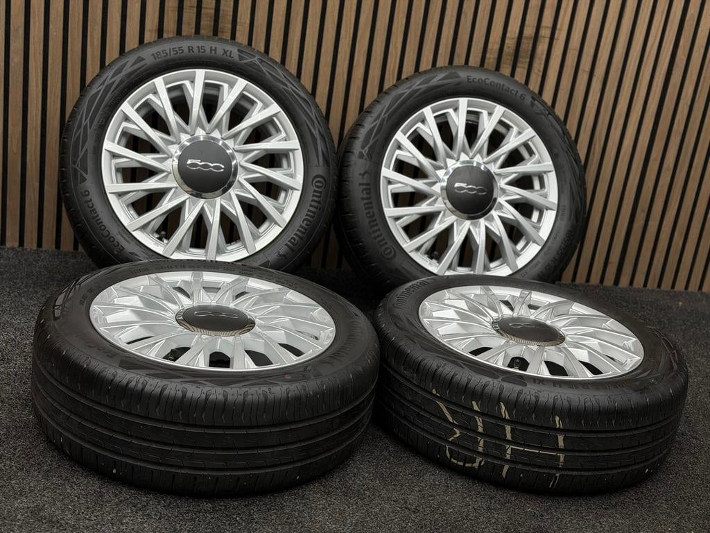 ZGAN! Originele 15 inch Fiat 500 4x98 Continental 185/55/15, Auto-onderdelen, Banden en Velgen, Ophalen, 15 inch, ., Banden en Velgen