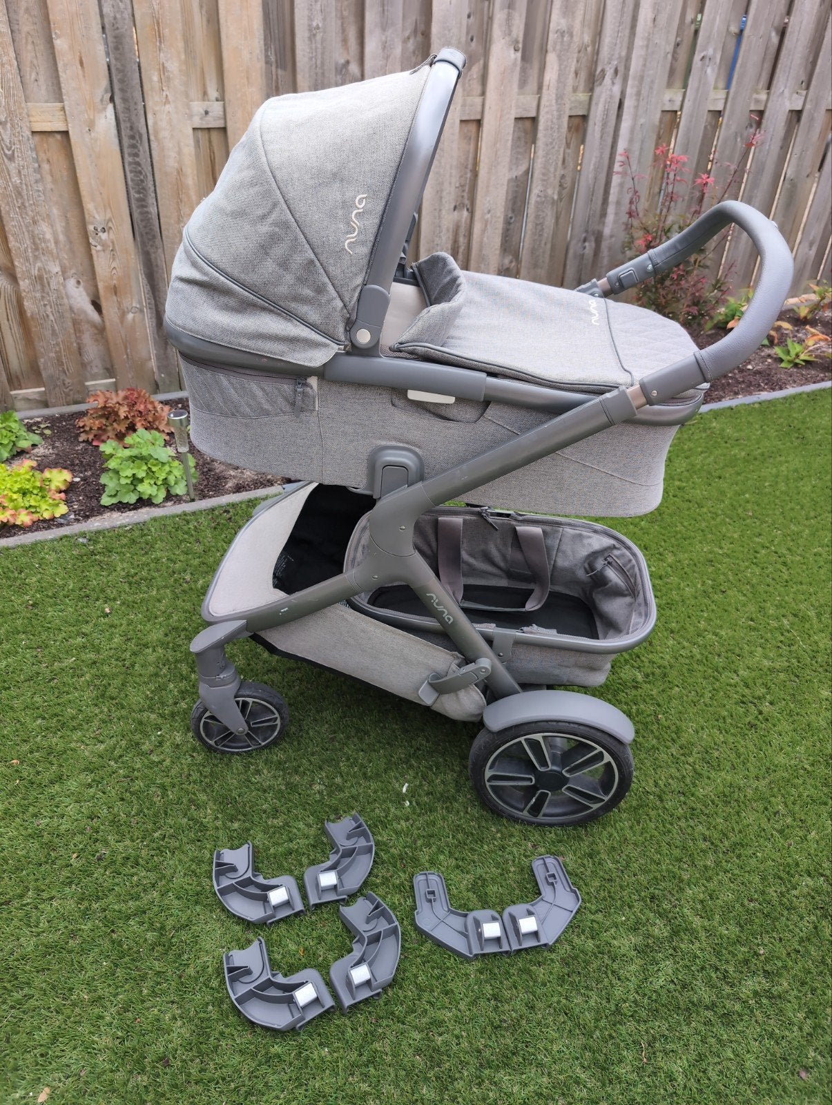Nuna Demi Grow kinderwagen met reiswieg en zitje, Ophalen, Zo goed als nieuw, Overige merken, Duowagen