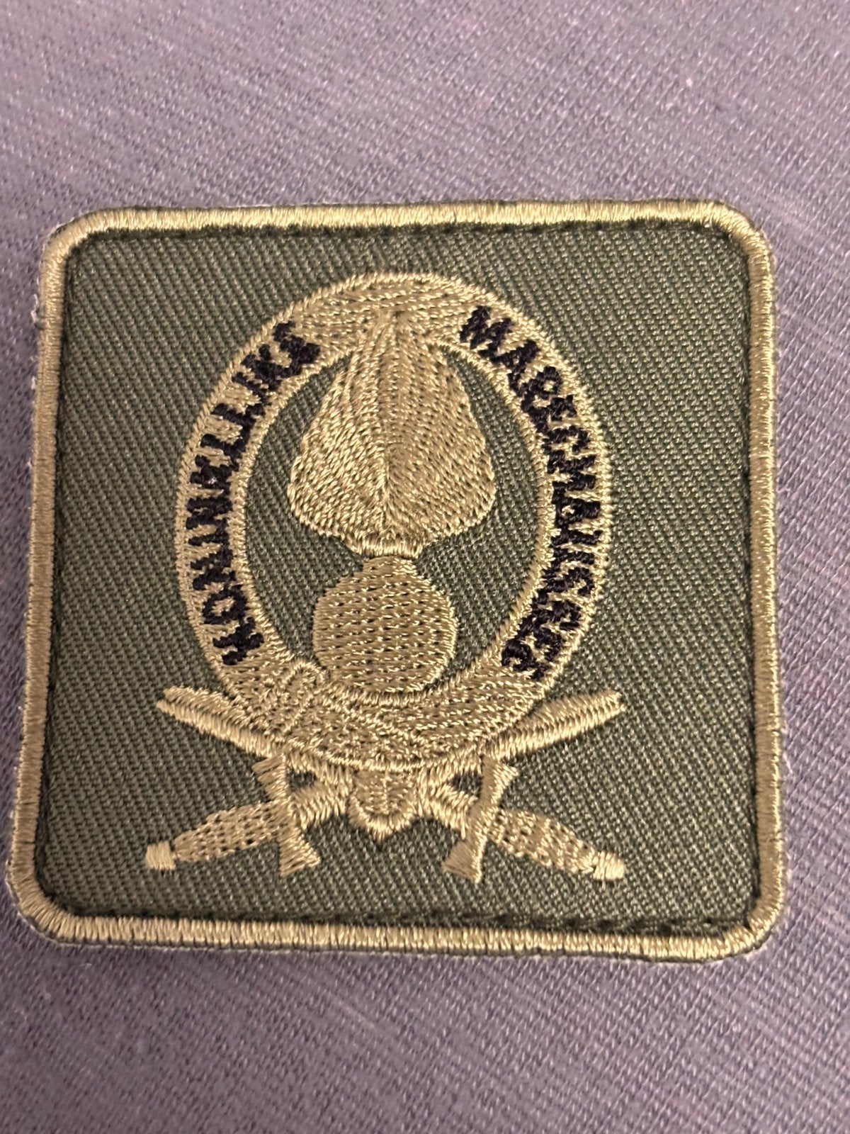 5x5 borst embleem kmar gvt, Verzenden, Marechaussee, Nederland, Embleem of Badge