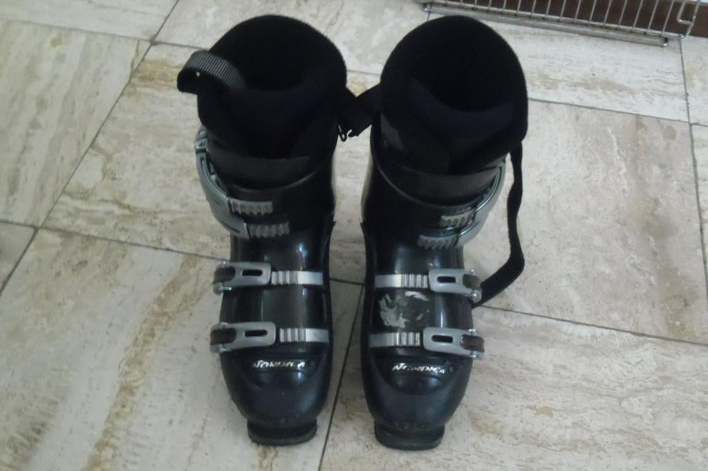 skischoenen Nordica schoenmaat 40 met tas, Sport en Fitness, 160 tot 180 cm, Gebruikt, Schoenen, Ophalen of Verzenden