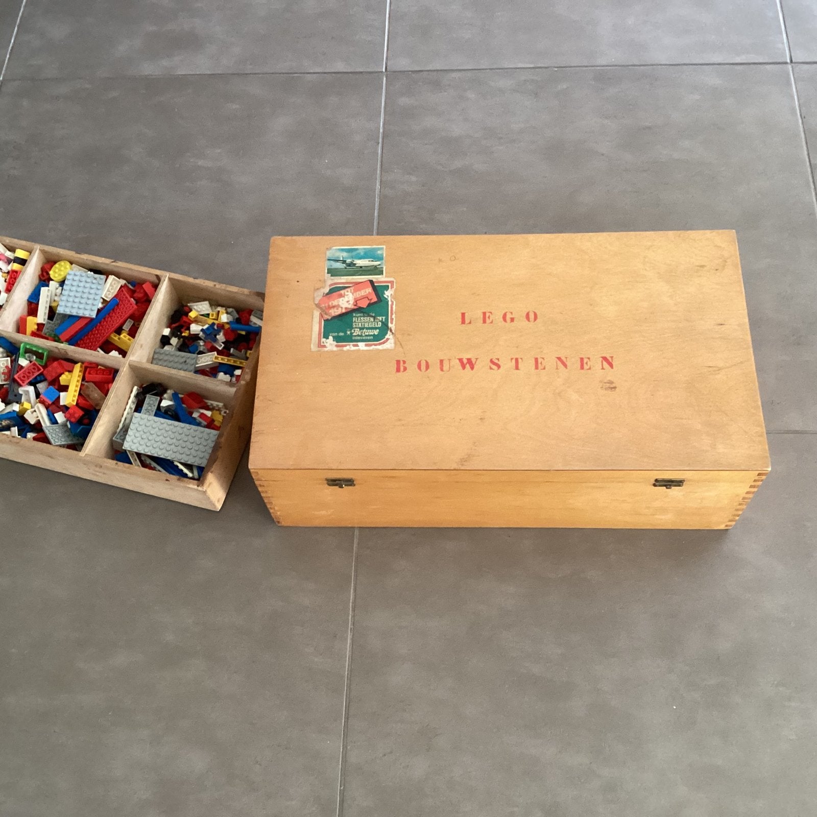 Vintage LEGO Bouwstenen in Houten Kist, Ophalen, Gebruikt, Overige merken