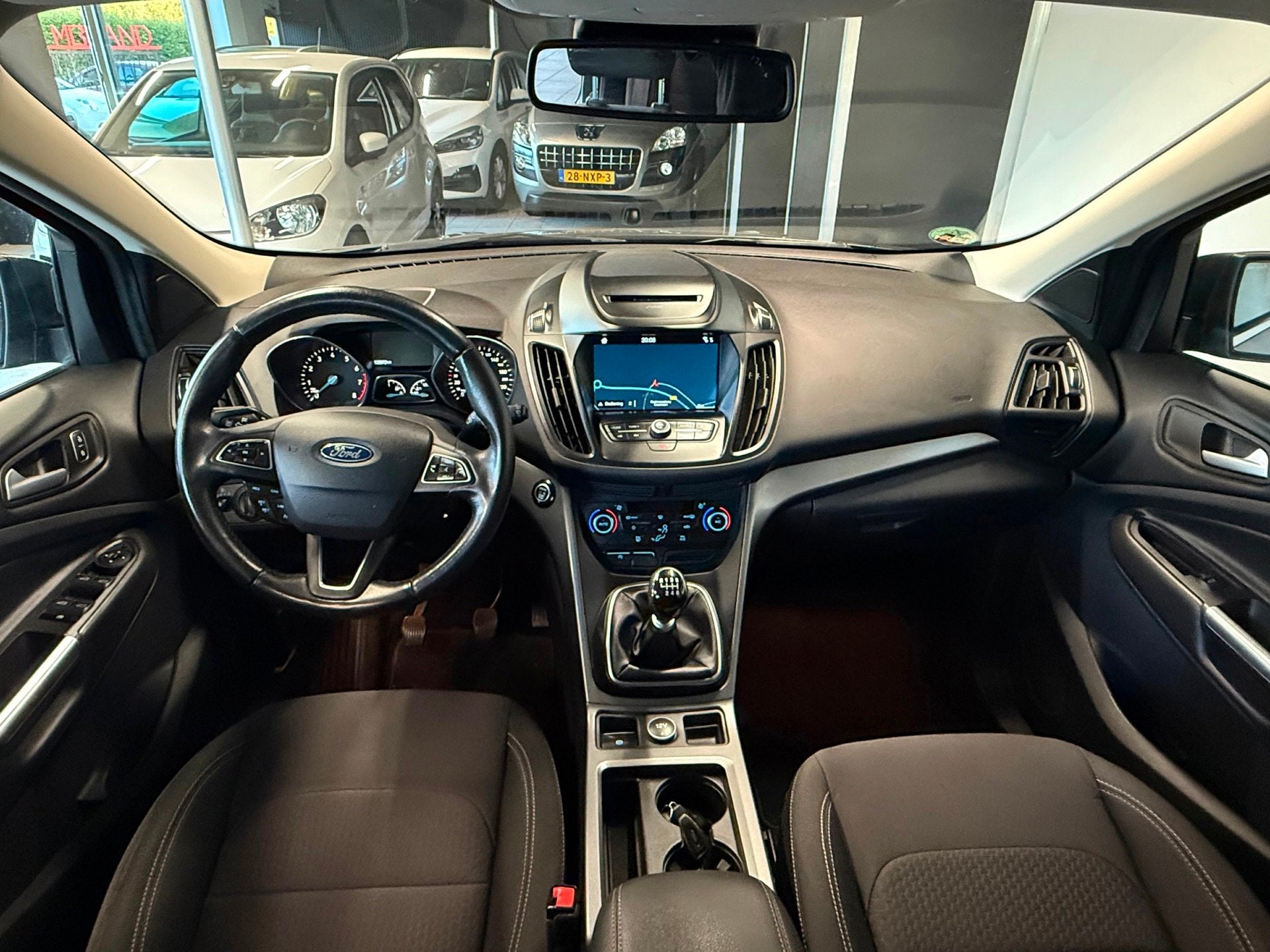 Foto 10 van Ford Kuga 1.5 EcoBoost Trend Ultimate 2018 ECC/Navi/Cruise!