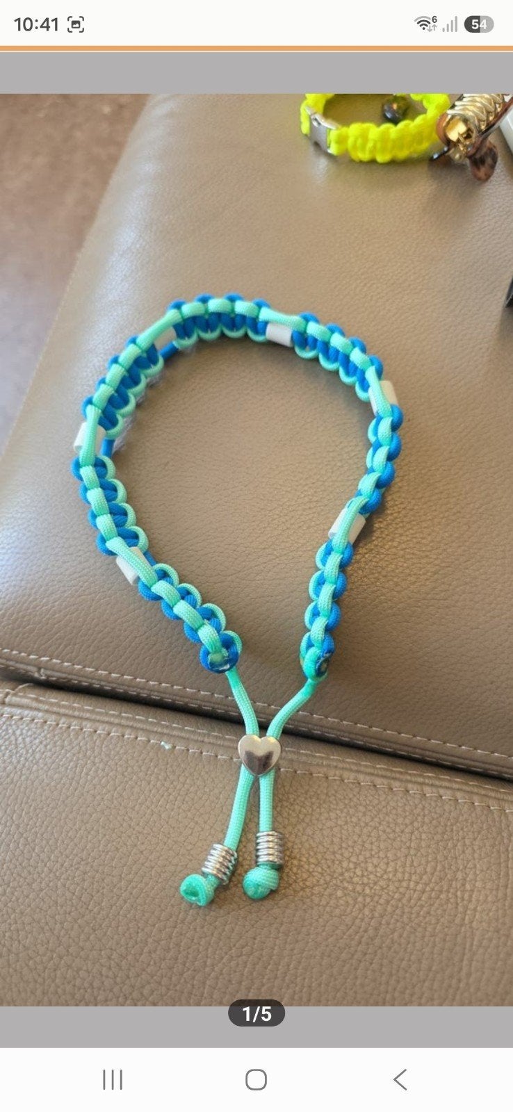 Handgemaakte anti-teken halsband met keramische kralen, Ophalen of Verzenden, Handgemaakt, Nieuw
