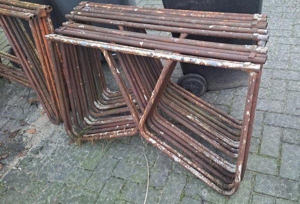 8 Metselschragen - Gebruikt €10 p/st, Doe-het-zelf en Verbouw, Steigers, Ophalen of Verzenden, Gebruikt, Overige typen, Minder dan 2 meter