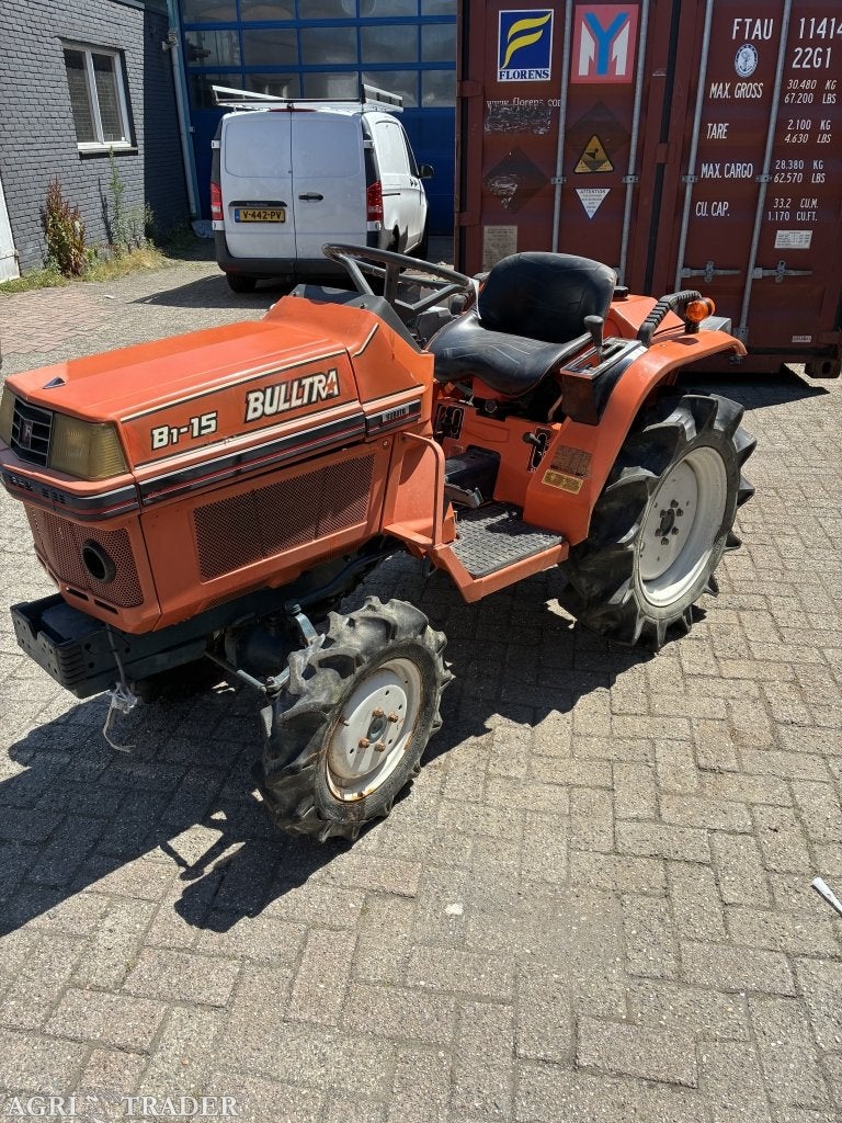 Kubota Bulltra b1-15 4x4 met Grondfrees mini tractor trekker, Zakelijke goederen, Kleine tractoren logtenstein, Info@kleinetractoren.nl