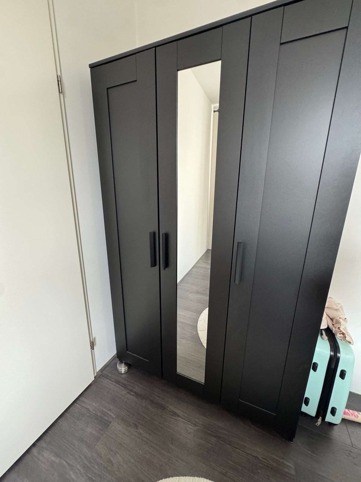 IKEA BRIMNES Kast met spiegeldeur, Ophalen, Overige materialen, 100 tot 150 cm, Zo goed als nieuw