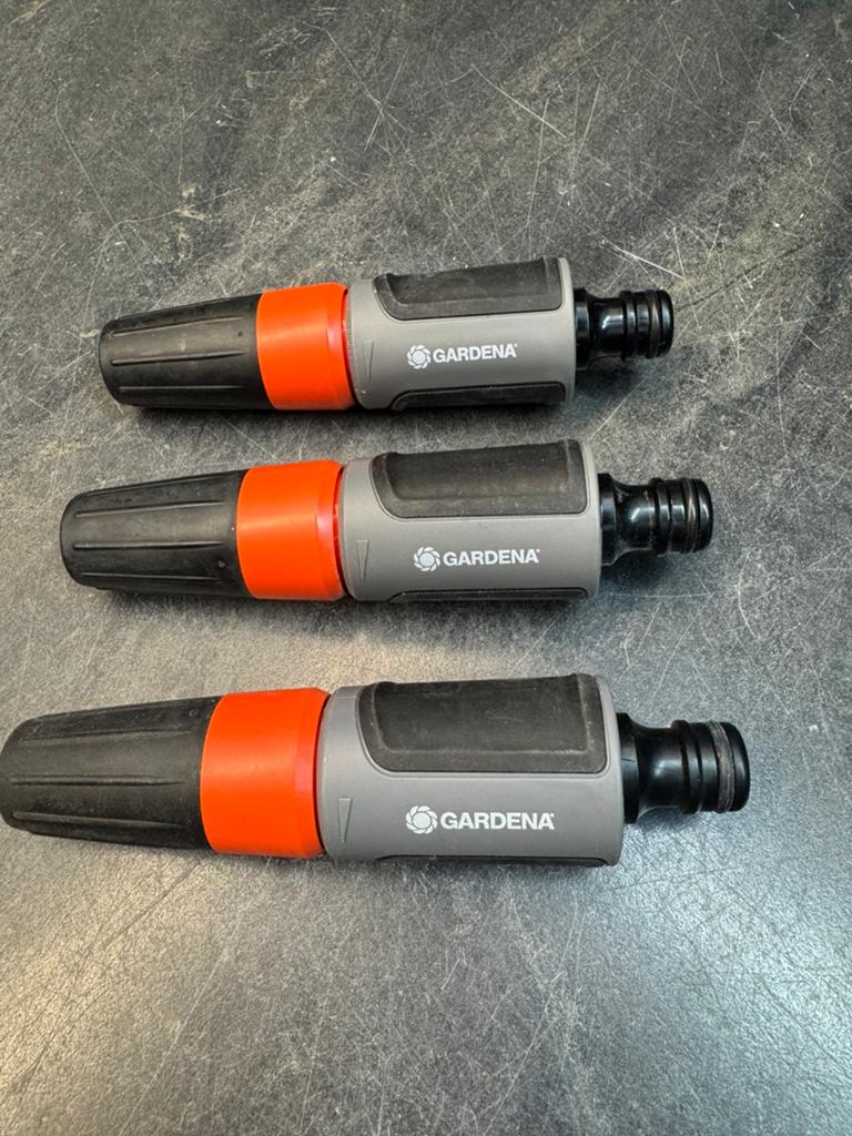 2 x Nieuwe Gardena tuinspuit - Per stuk of setprijs, Ophalen of Verzenden, Nieuw, Overige typen