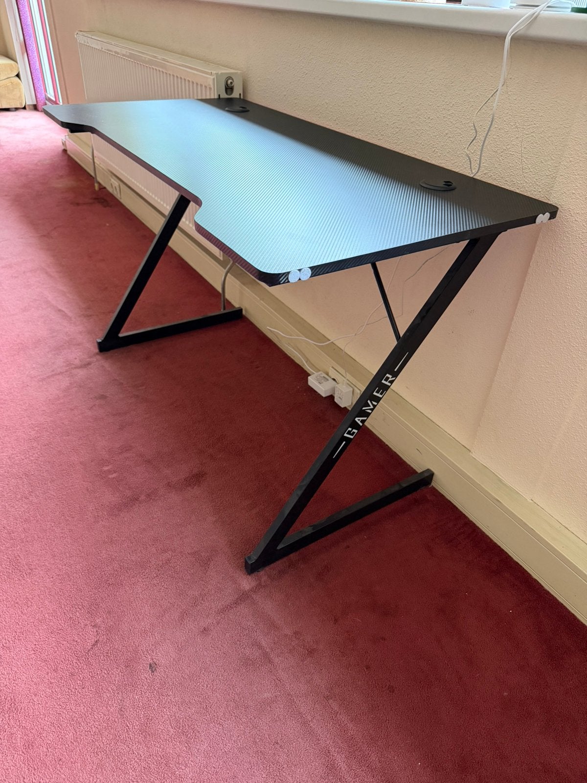 Gamer Desk plus chair, Huis en Inrichting, Bureaus, Ophalen, Zwart, Gebruikt, 120 cm