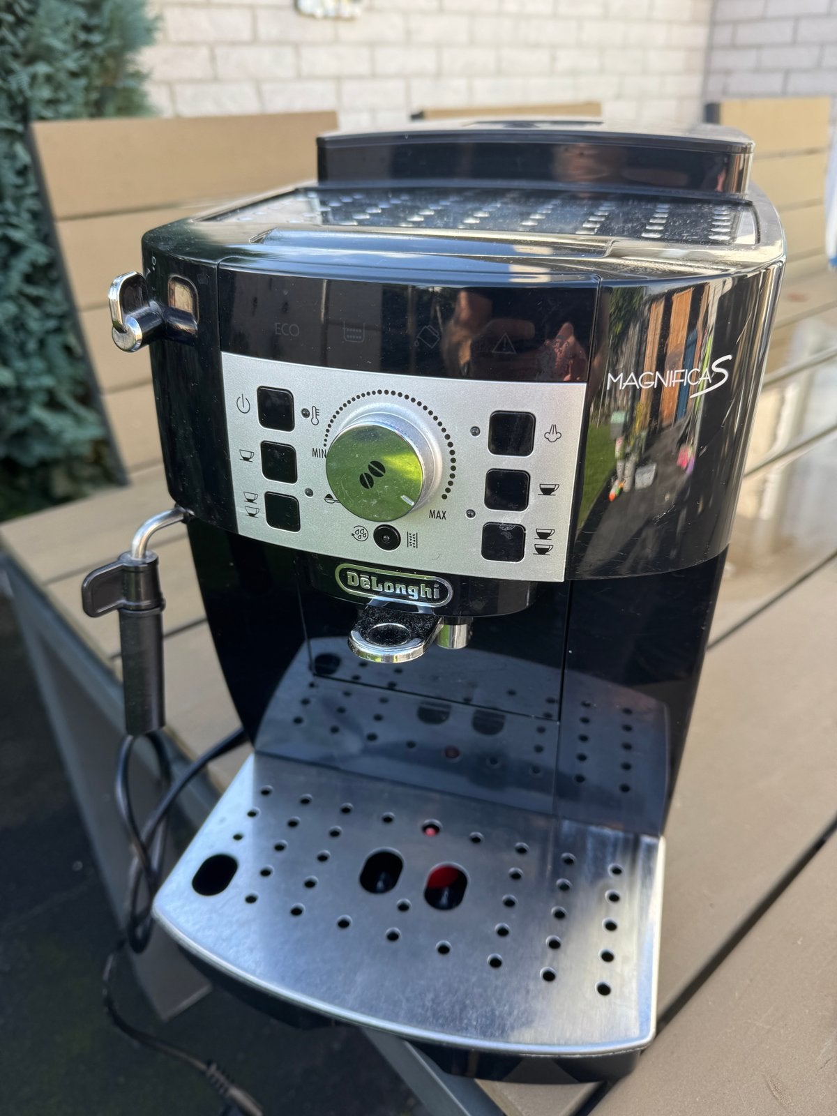 DeLonghi Magnifica S - Volautomatische Espressomachine, Stoompijpje, Gebruikt, Espresso apparaat, Koffiebonen