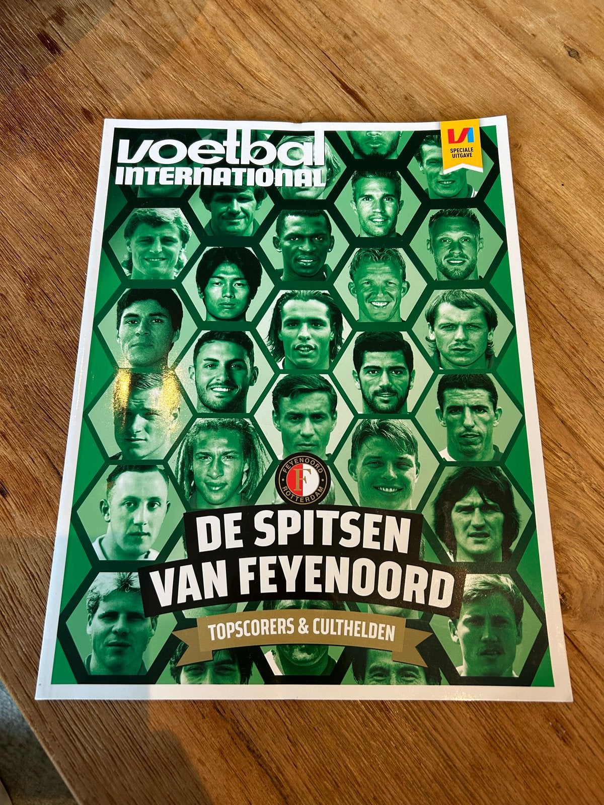 Voetbal International: De spitsen van Feyenoord, Ophalen of Verzenden, Nieuw, Sport en Vrije tijd