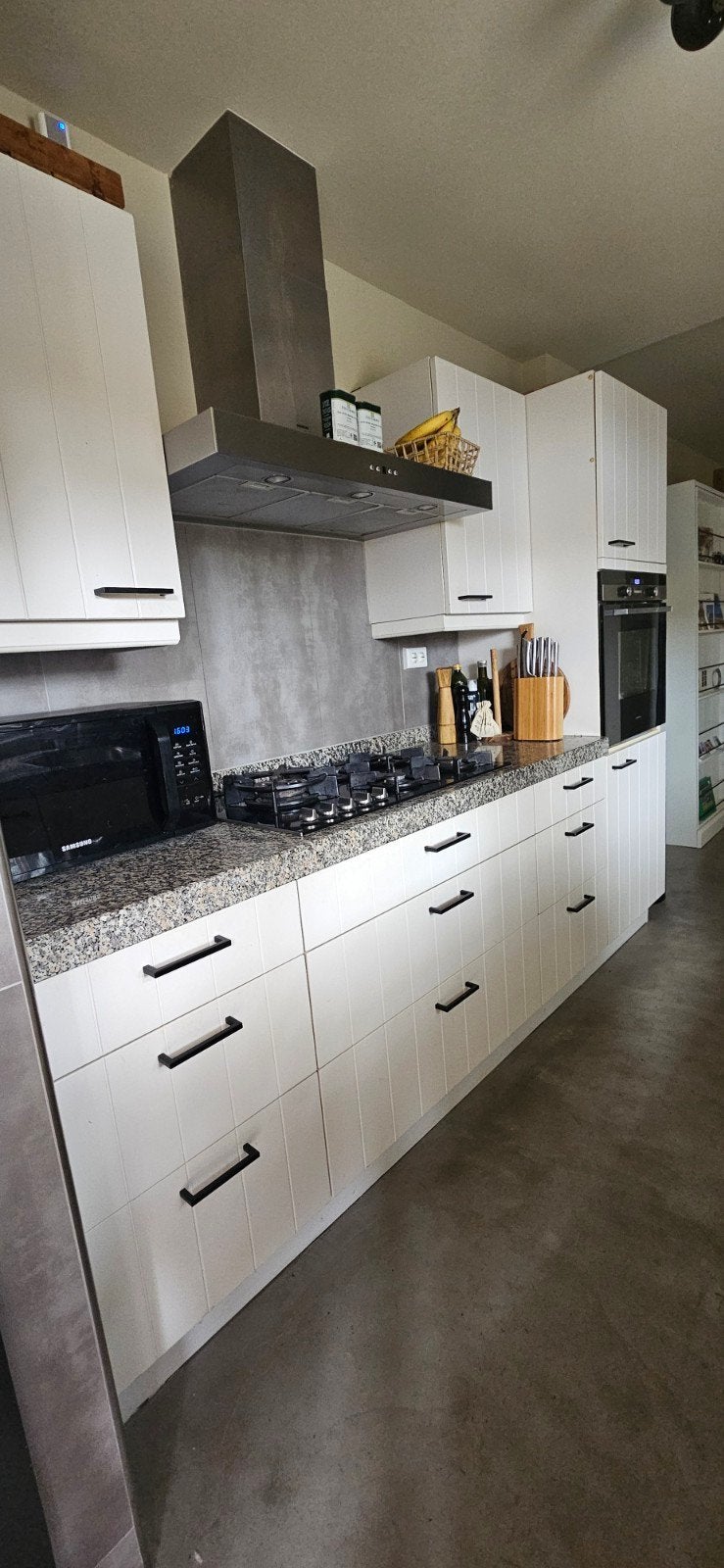 Complete keuken, landelijk., Ophalen, Gebruikt, Wit, Graniet of Steen