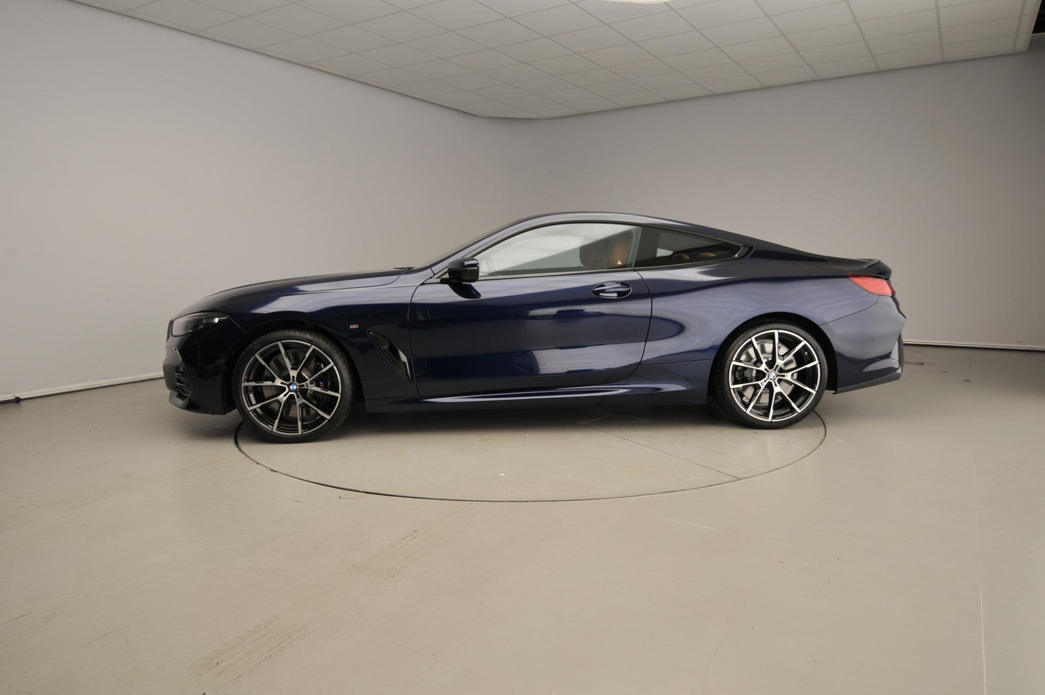 BMW 8 Serie Coupé 840i xDrive | M-Sportpakket | Laserlicht, Auto's, Automaat, Dealer onderhouden, Inductieladen voor smartphones