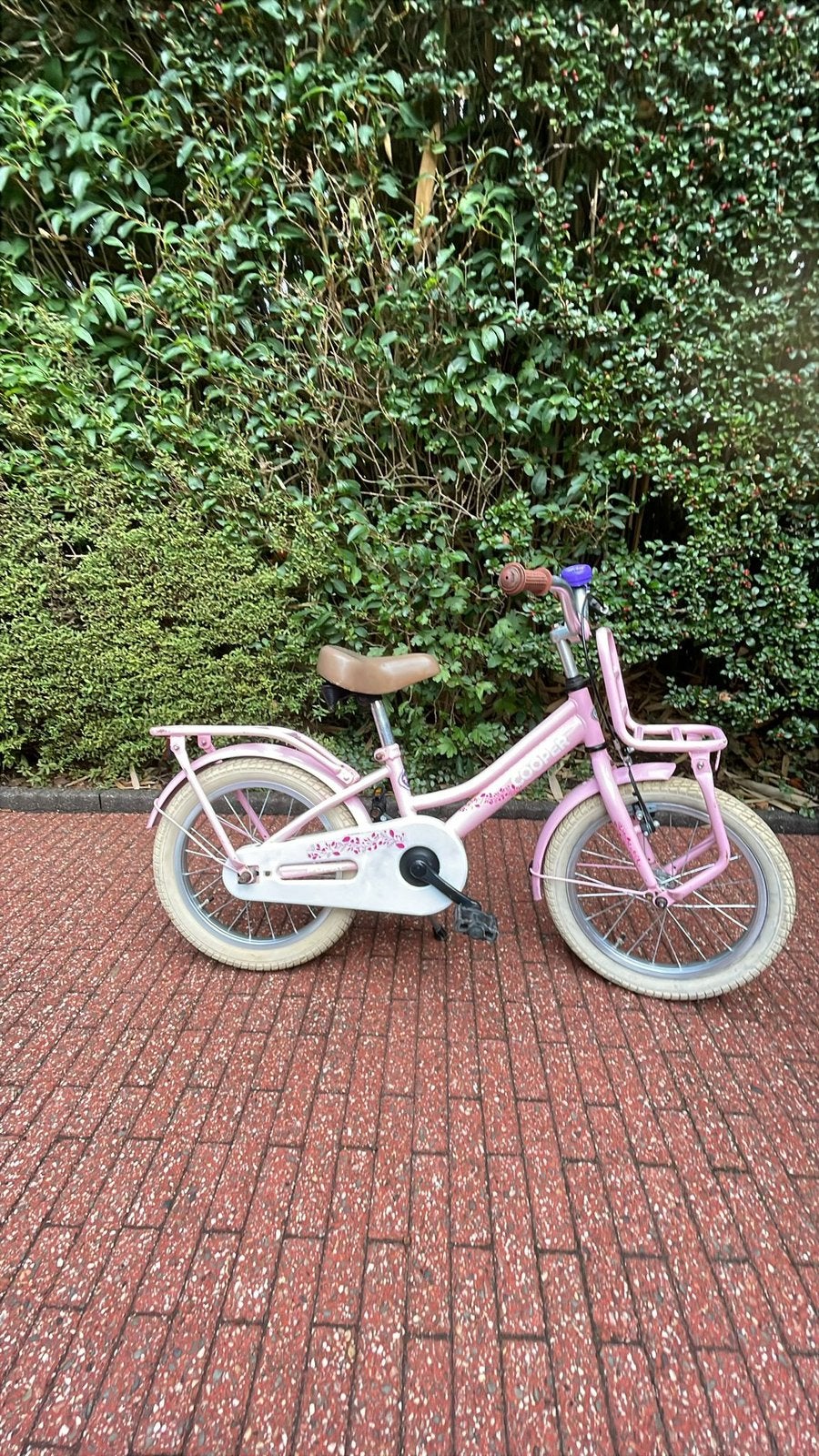 Kinderfiets 3-5 jaar roze 16 inch, Fietsen en Brommers, Fietsen | Meisjes, Ophalen, Gebruikt, Terugtraprem, 16 inch