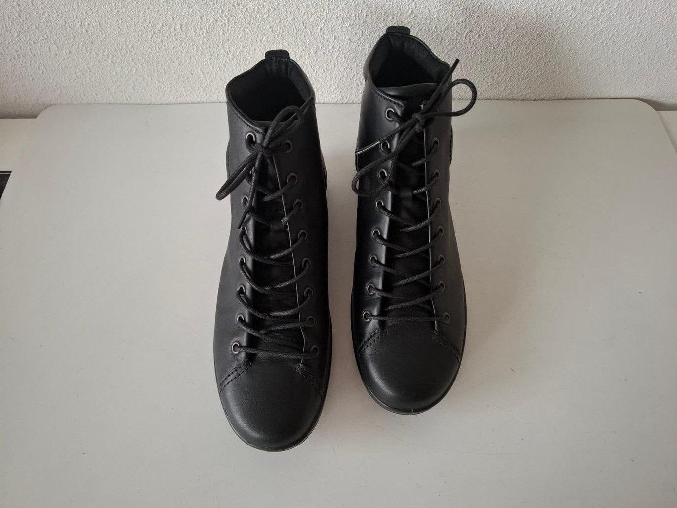 Ecco Soft maat 39 zwarte leren veter boots laarzen ZGAN, Kleding | Dames, Ecco, Verzenden, Zwart, Lage of Enkellaarzen