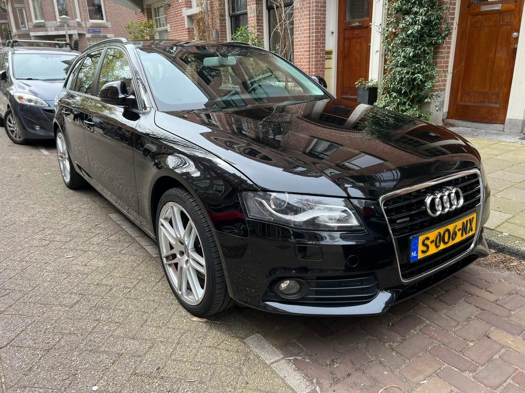 Audi A4 3.2 FSI Quattro Avant Tiptronic 2008 Zwart, Auto's, Automaat, Stof, Zwart, A4