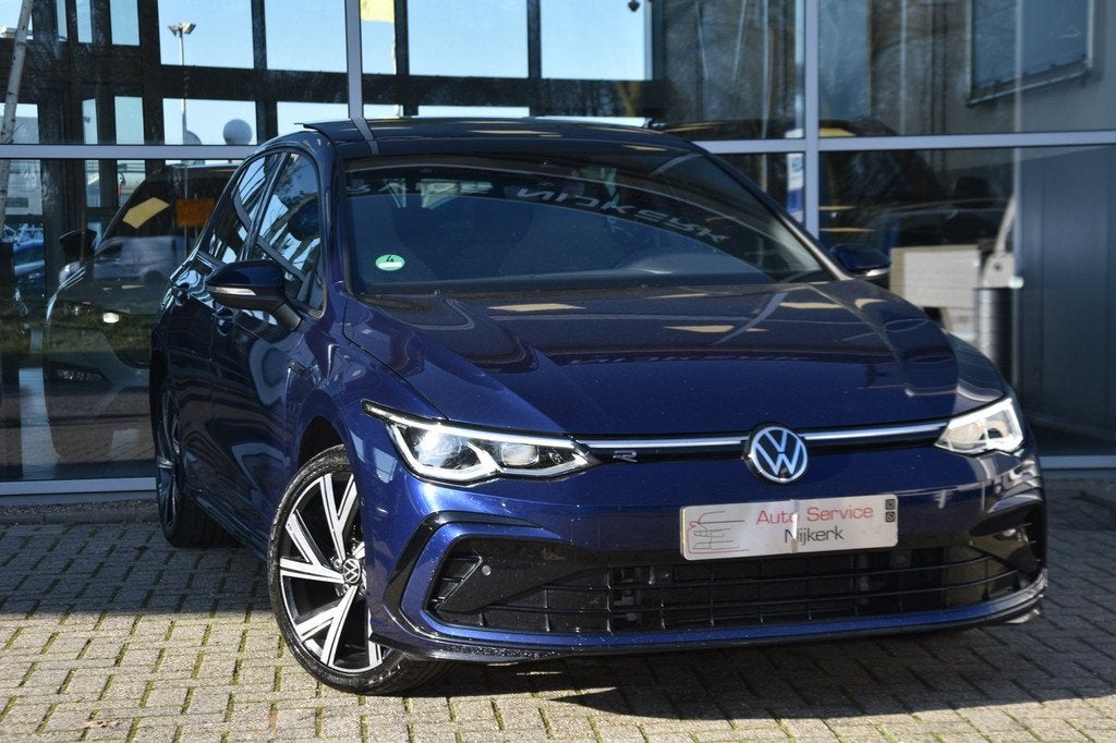 Volkswagen Golf 1.5 eTSI R-Line DSG Pano Matrix LED Camera A, Auto's, Volkswagen, Bedrijf, Te koop, Golf, 360° camera, ABS, Achteruitrijcamera