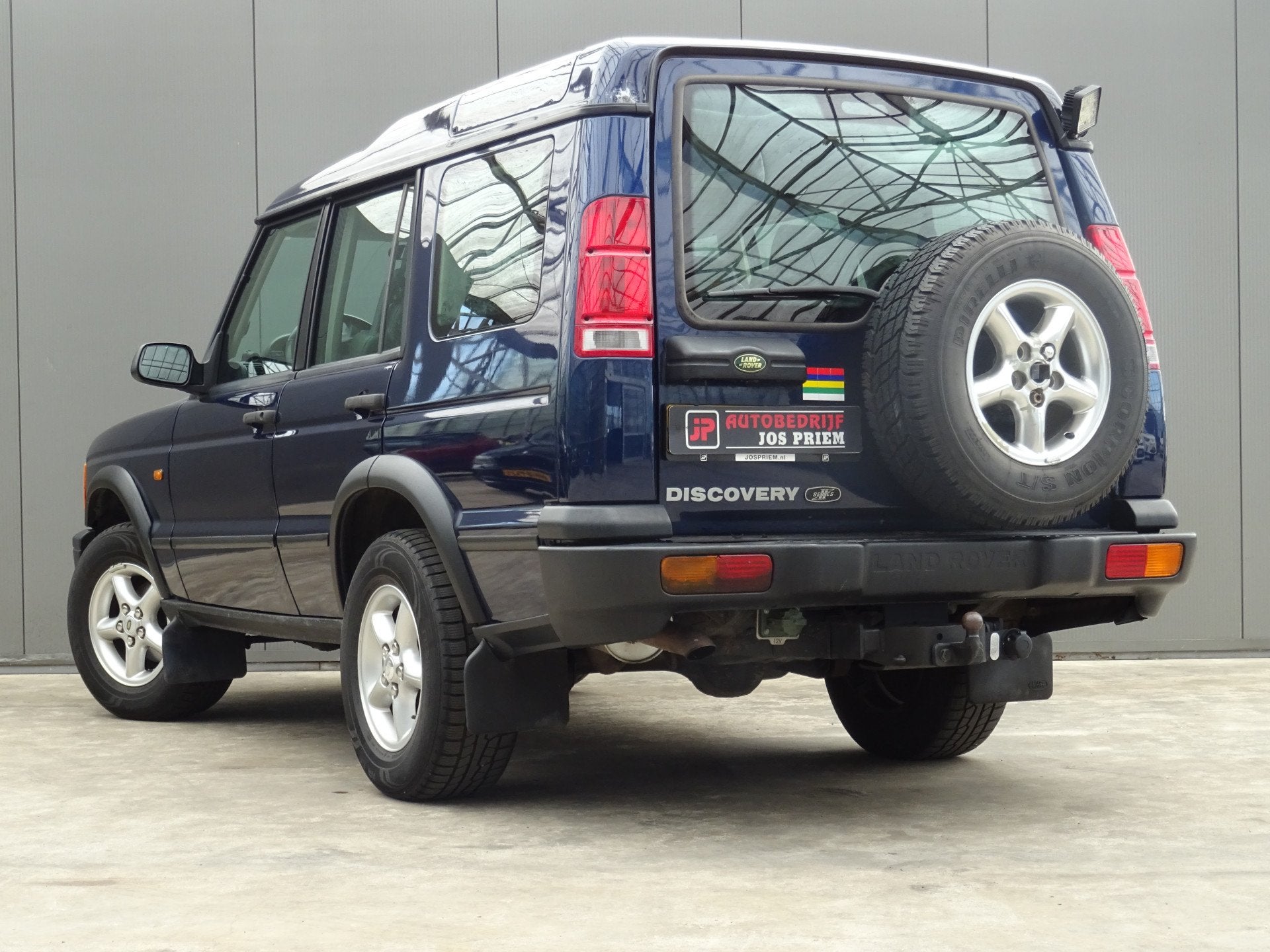 Land Rover Discovery 4.0 V8 ES * BTW * LAGE KM * YOUNGTIMER, Auto's, Automaat, Land Rover, Blauw, SUV of Terreinwagen