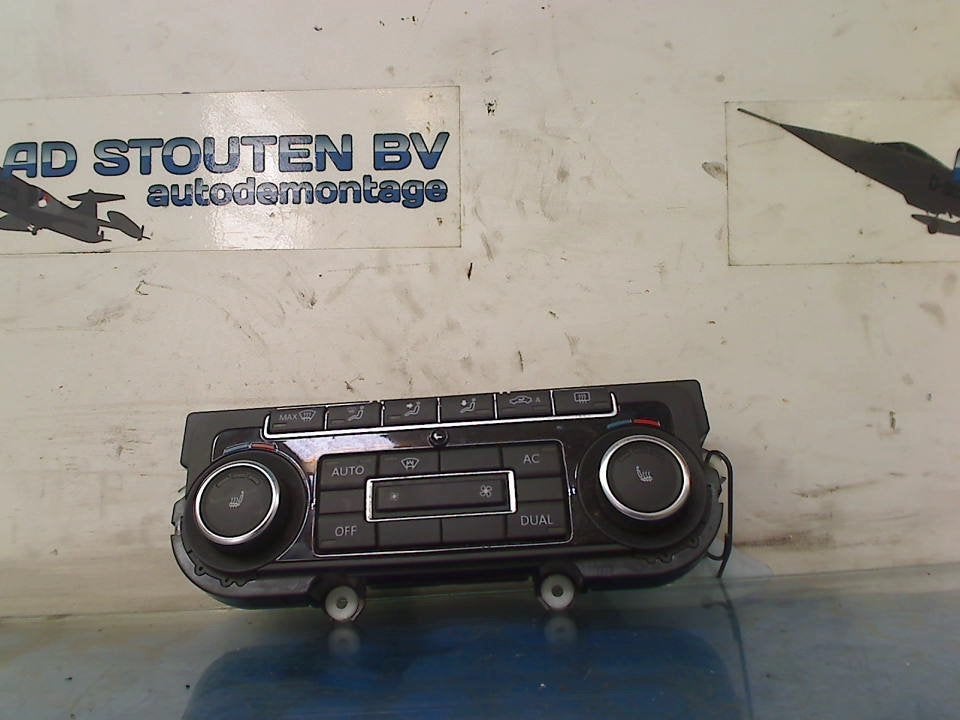 Bedieningspaneel Climate Control Passat Variant (365) 2011, Auto-onderdelen, Gebruikt, Volkswagen, Volkswagen AG, Kundenbetreuung@volkswagen.de