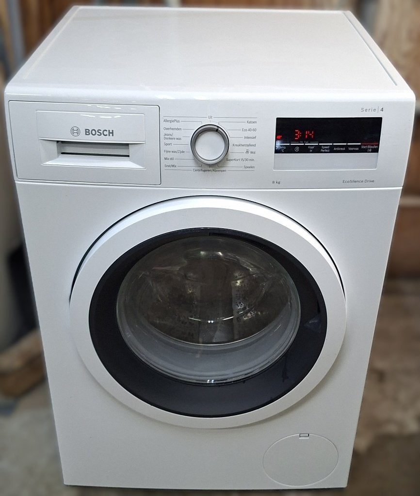 Jonge Bosch wasmachine A+++ 8 kg (2023), garantie, bezorging, 1200 tot 1600 toeren, 8 tot 10 kg, Ophalen of Verzenden, Zo goed als nieuw