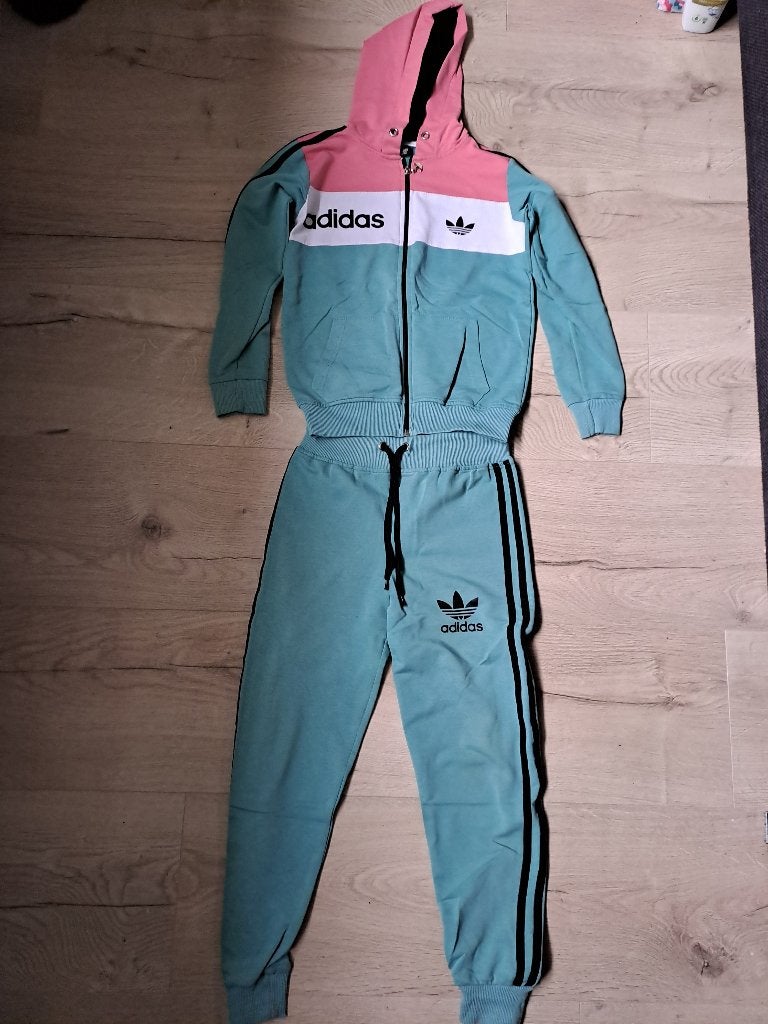Adidas pak maat 146 / 152, Ophalen of Verzenden, Gebruikt, Adidas, Jongen of Meisje