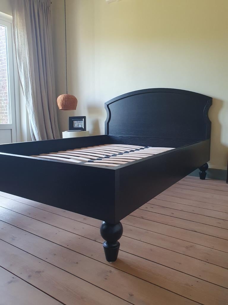 Marcel Wanders “Mona Bedstead” design bed 140 massief hout, Huis en Inrichting, Slaapkamer | Bedden, Ophalen, Zwart, 140 cm, 200 cm