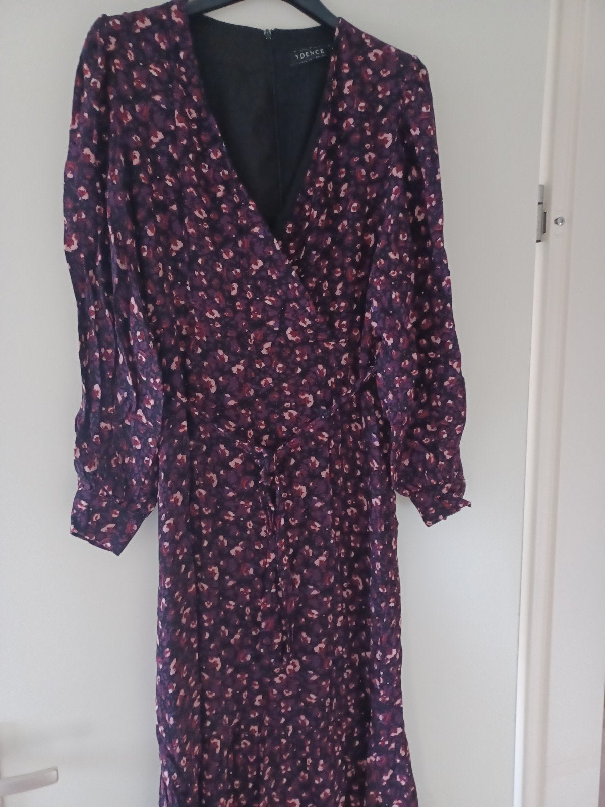 Jurk mt XS/ S, Paars, Zo goed als nieuw, Maat 36 (S), Onder de knie