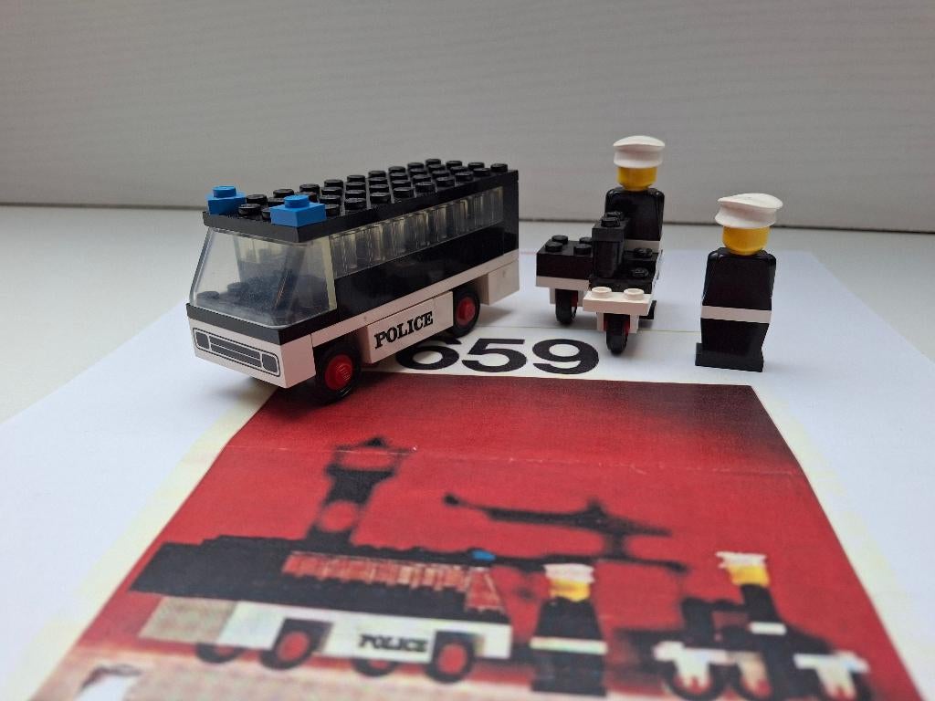 Lego 659 ( 659-1 ) 1975 Police Patrol with Policemen, Ophalen of Verzenden, Gebruikt