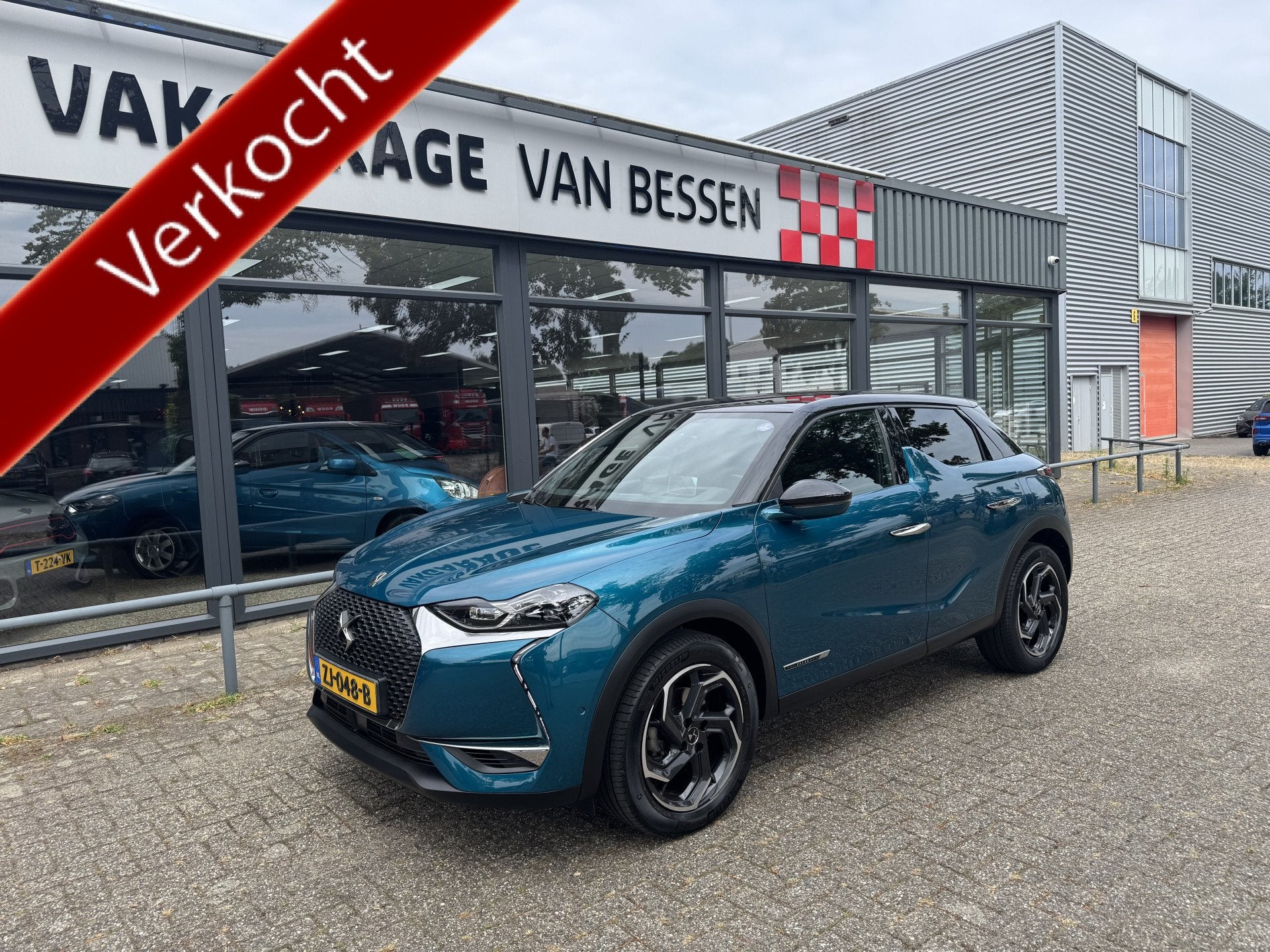 DS DS 3 Crossback 1.2 PureTech Grand Chic LEDER-MASSAGE-CAME, Auto's, Gebruikt, Euro 6, 1199 cc, Blauw