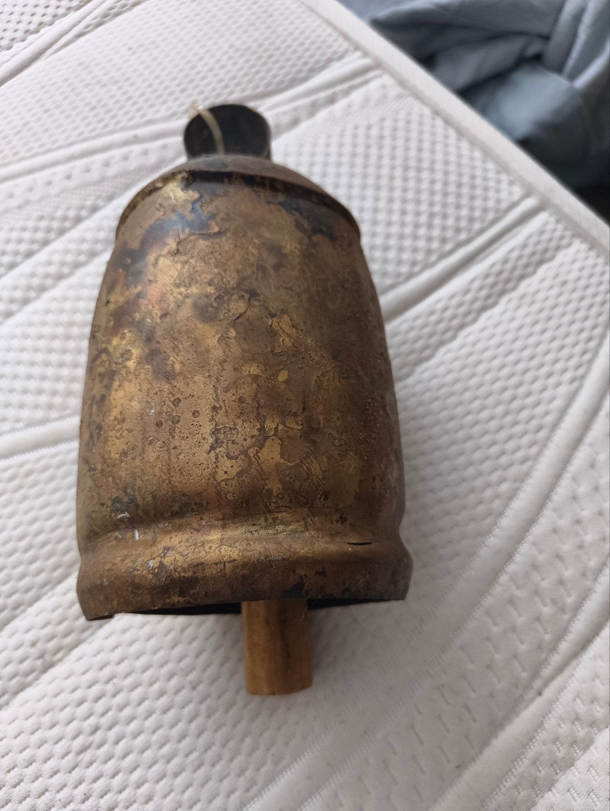Antieke koperen koebelbel met houten klepel Tibetaans, Ophalen of Verzenden
