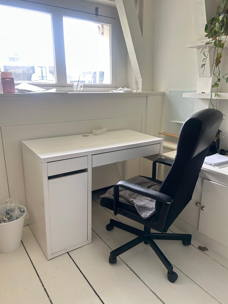 White Desk and Chair, Ophalen, Gebruikt, Met lades, Spaanplaat of MDF