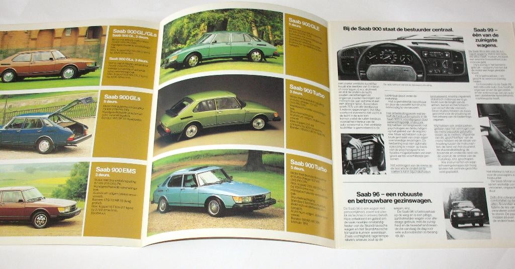 Autofolder Saab 1979 900 99 96 4-luik ZGAN, Ophalen of Verzenden, Gelezen, Overige merken