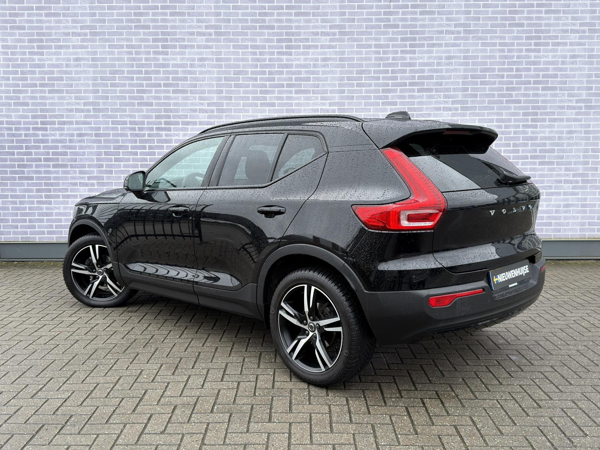 Volvo XC40 1.5 T3 R-Design | Trekhaak | Stoel- en Stuurverwa, 12 maanden, 1525 kg, Gebruikt, Euro 6