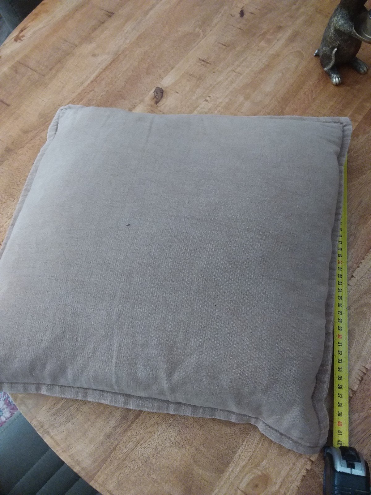 Camel kleurig vierkant sierkussen met rits, 40x40 cm, Overige merken, Gebruikt, Overige kleuren, Vierkant