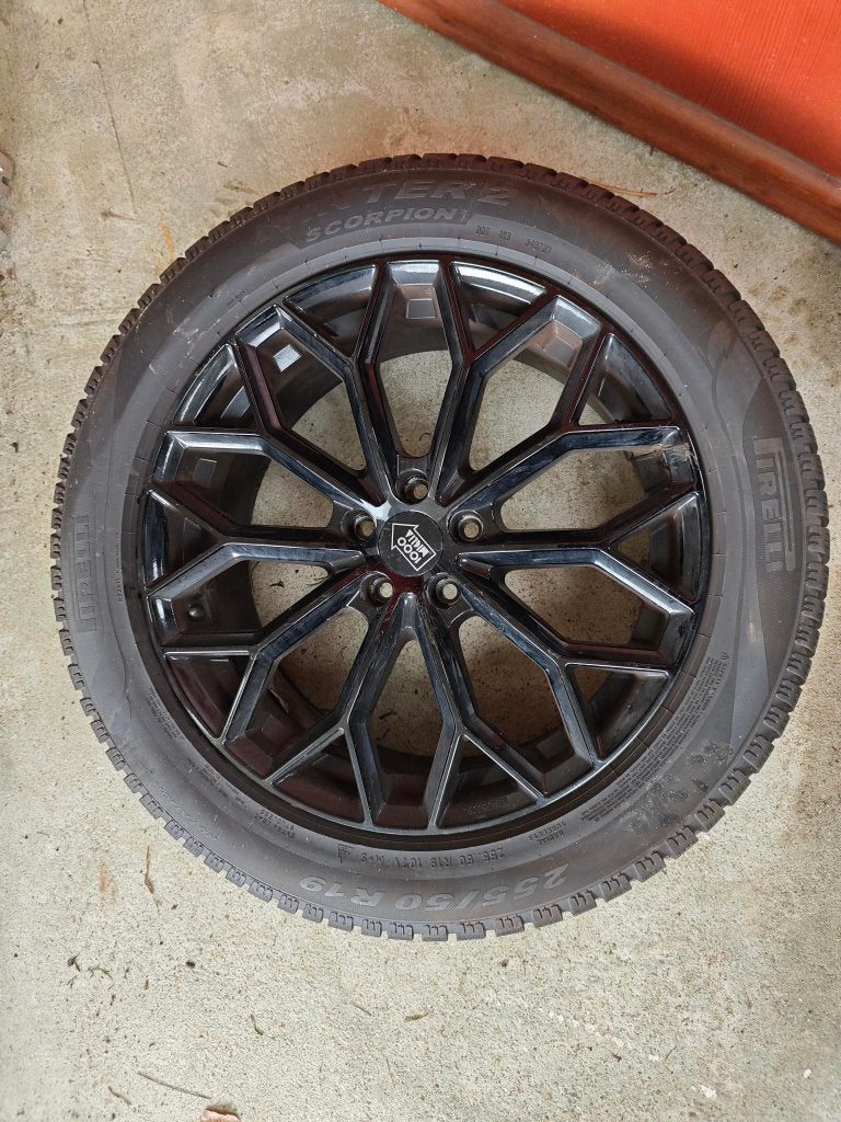 Pirelli Scorpion Winter 2 255/50 R19 op velgen (zgan), Auto-onderdelen, 255 mm, Nieuw, Winterbanden, Band(en)