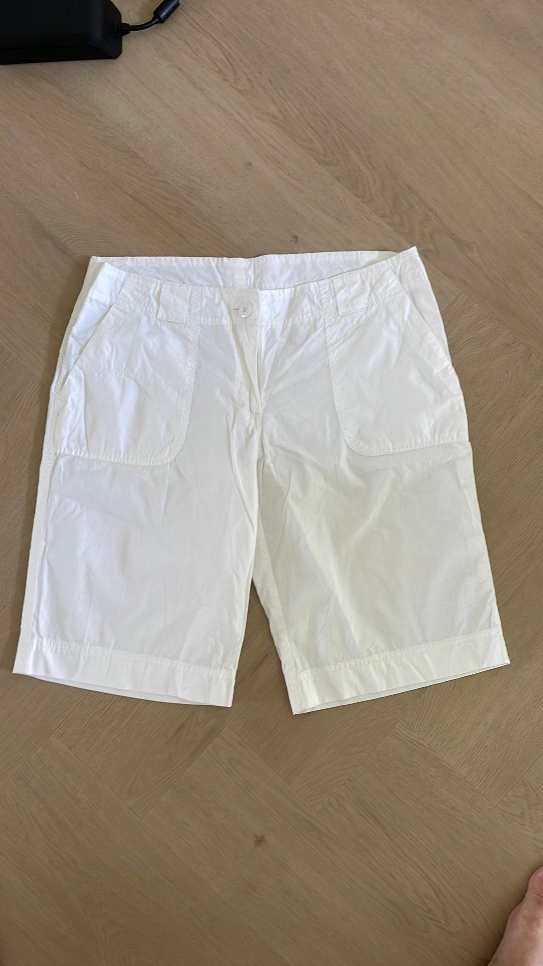 Nieuwe witte bermuda voor dames mt 42, Kort, Wit, Maat 42/44 (L), Nieuw