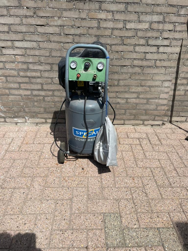 Compressor, Tuin en Terras, Ophalen of Verzenden, Zo goed als nieuw, Elektrisch