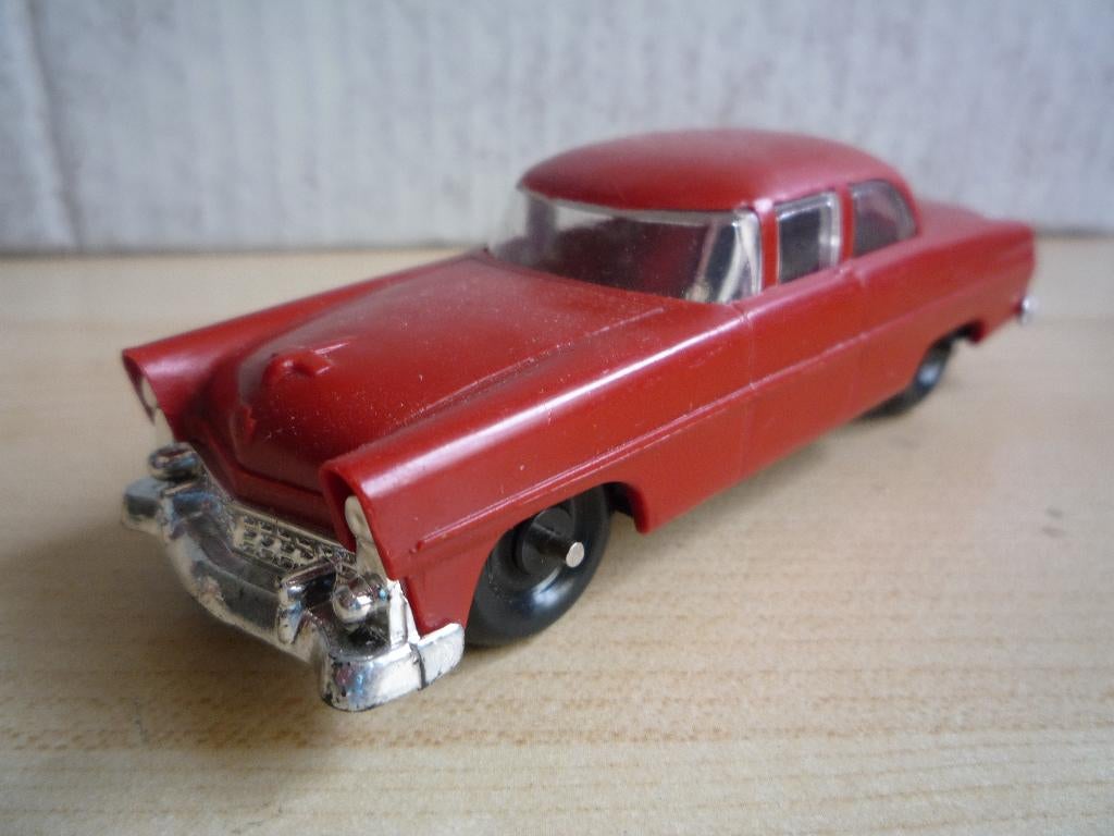 Ford USA 2 deurs 1958 1:43, Ophalen of Verzenden, Zo goed als nieuw, Auto, Overige merken
