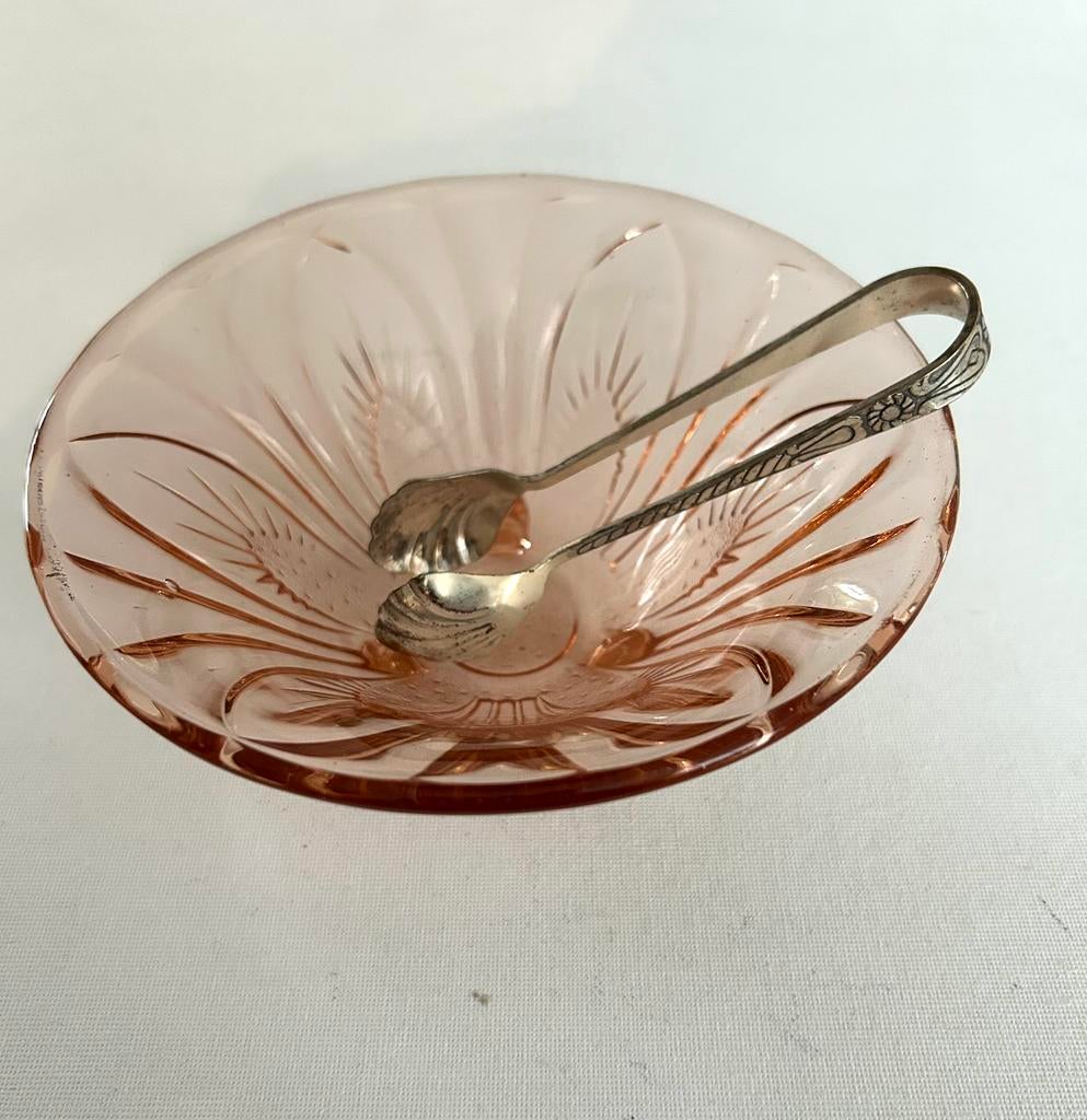 Roze persglas schaaltje op pootjes, Antiek en Kunst, Antiek | Glas en Kristal, Ophalen of Verzenden