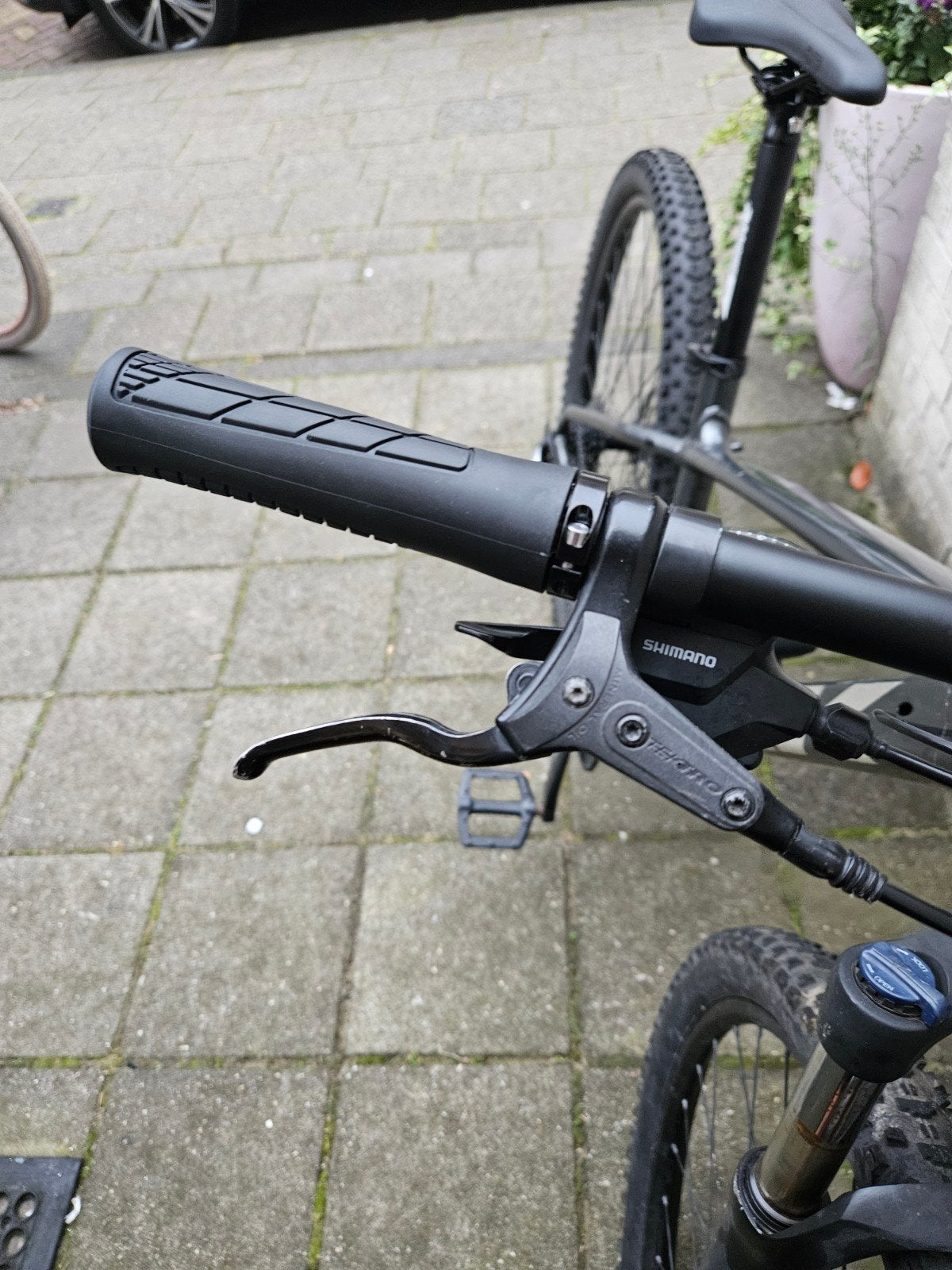 Foto 7 van Trek Marlin 5 Mountainbike maat L - Recent onderhoud