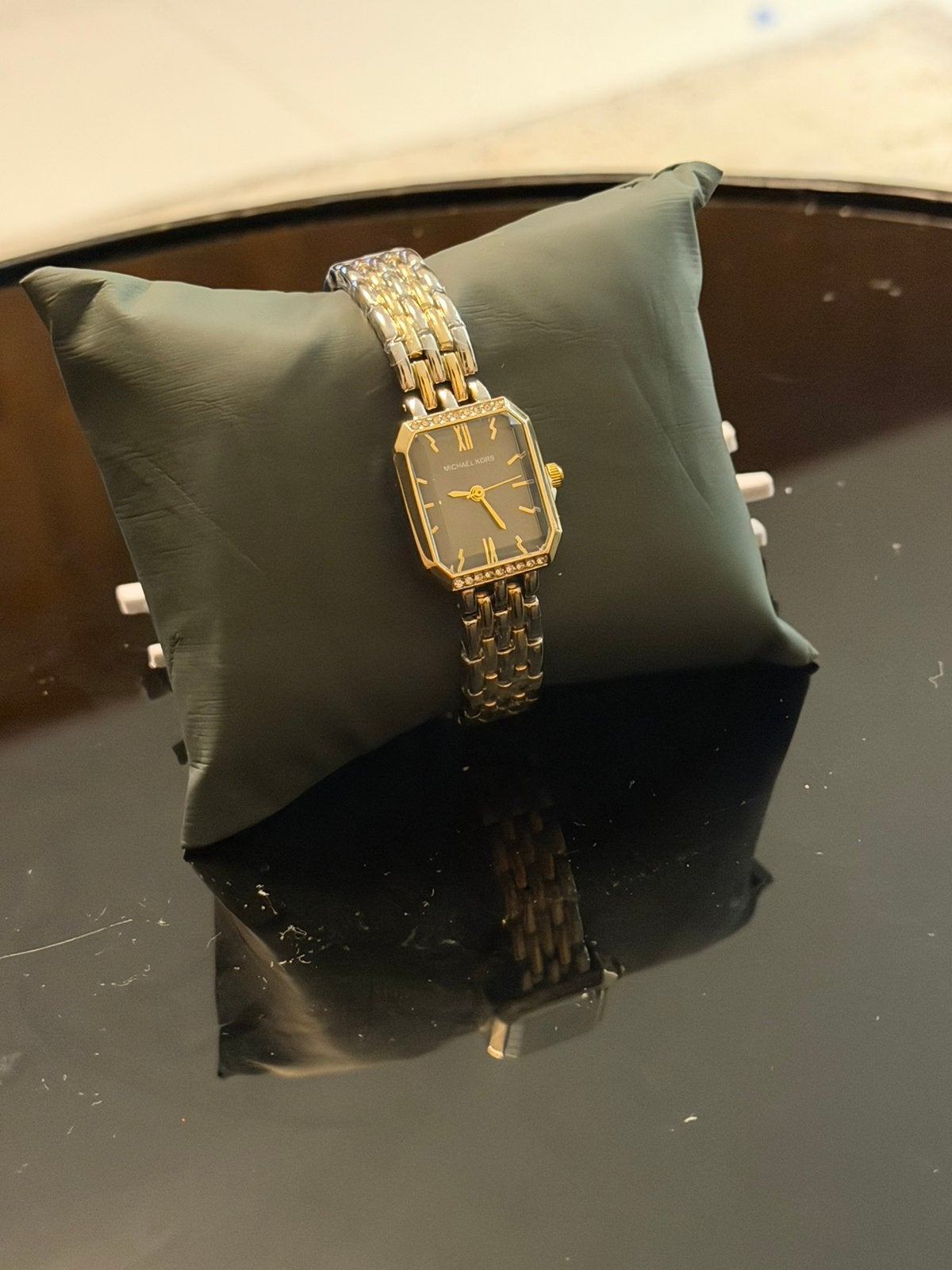 Micheal kors vrouwen horloge, Ophalen, Zo goed als nieuw, Goud, Overige materialen