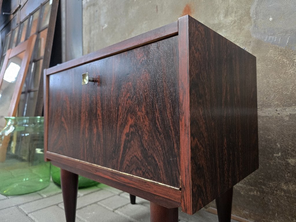 Vintage Palissander Kastje Klein Mid Century Design Dressoir, Huis en Inrichting, Kasten | Dressoirs, Gebruikt, Met klep(pen)