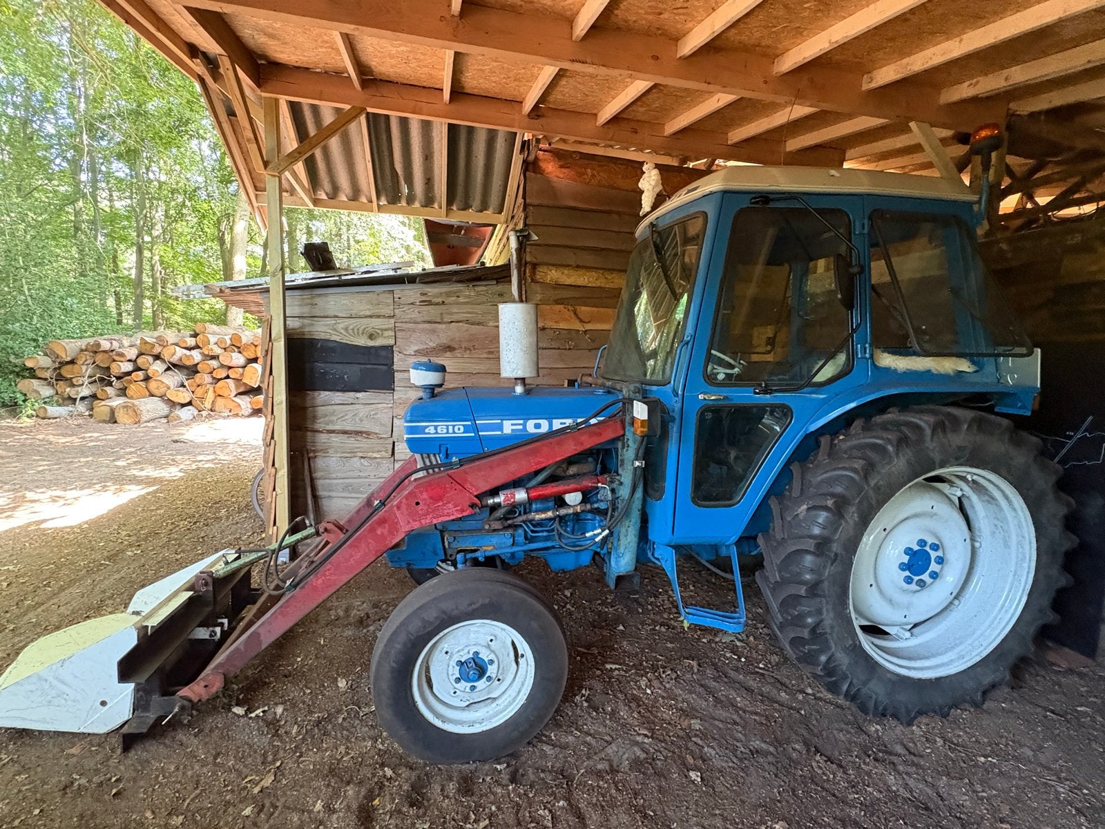 Ford 4610 tractor met voorlader en fronthef, Ophalen, 80 tot 120 Pk, Gebruikt, 2500 tot 5000