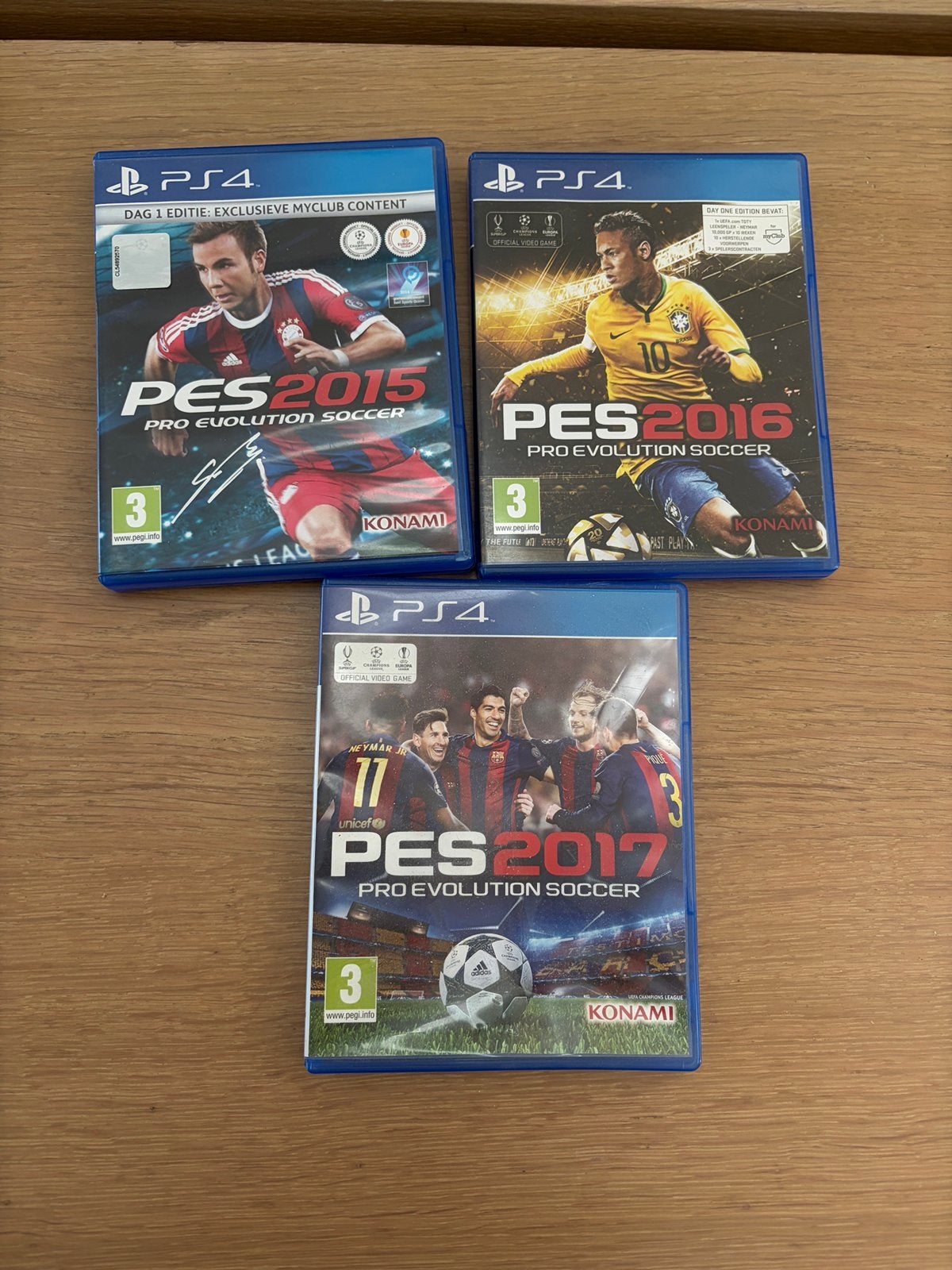 PES 2015 tm 2017 voor PS4, Spelcomputers en Games, Ophalen of Verzenden, Zo goed als nieuw, Sport, 3 spelers of meer