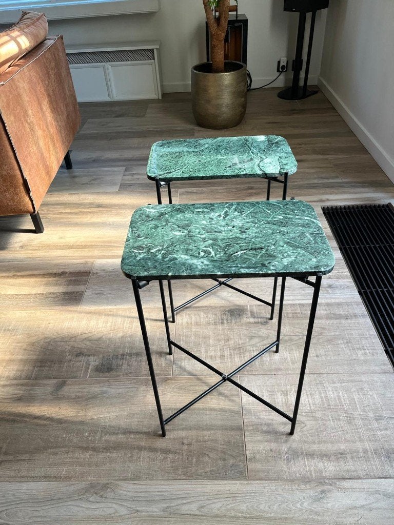 2 groene marmeren bijzettafeltjes – Zara Home, Minder dan 55 cm, Rond, Zo goed als nieuw, Ophalen