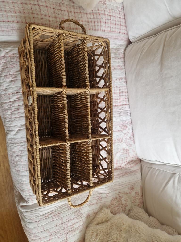 Riviera Maison mand 9 vakjes, Huis en Inrichting, Woonaccessoires | Krantenbakken en Lectuurbakken, Ophalen of Verzenden, Zo goed als nieuw