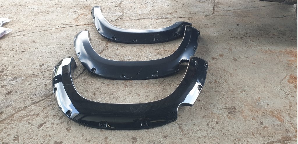 Dodge Ram 1500 spatbord verbreders 2019-2024, Auto-onderdelen, Gebruikt, Amerikaanse onderdelen, Yuhuan, Zhejiang, P.R. 317600, CN